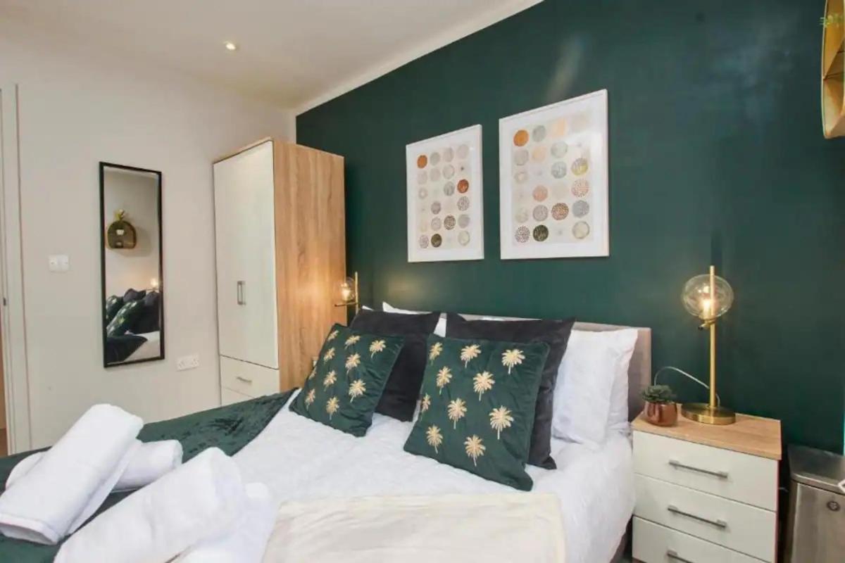 Beautiful 1 Bedroom Flat In Leeds - Sleeps 4 Exteriér fotografie